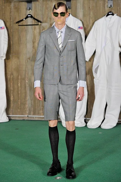 Look 4